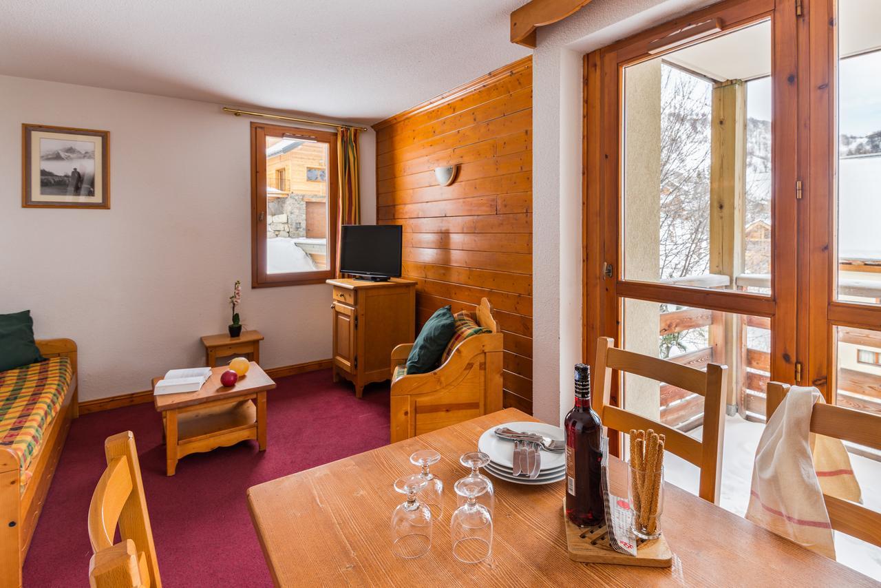 Travelski Home Select - Residence Les Chalets Du Galibier Valloire Exterior foto